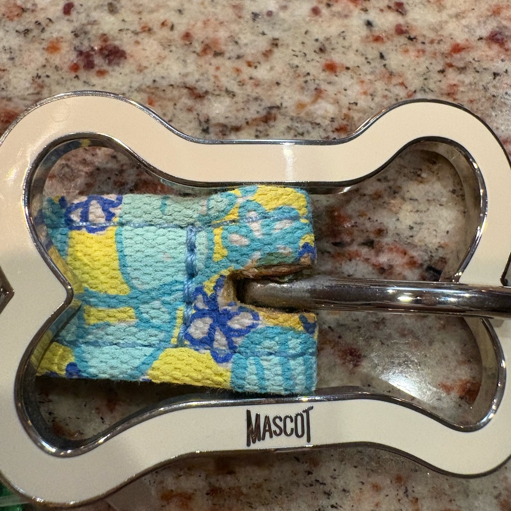 Lilly Pulitzer Blue and Yellow Dog Collar